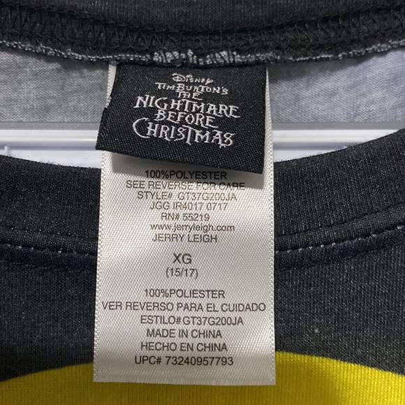 Disney Tim Burton's The Nightmare Before Christmas T-Shirt Juniors XL 15/17 - Picture 4 of 7